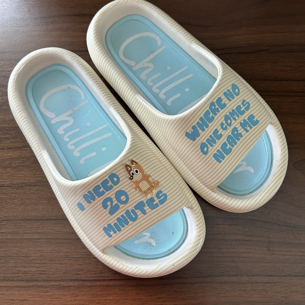 Ground Up Bluey Women's Chilli Slide Sandal In Creme Size 7